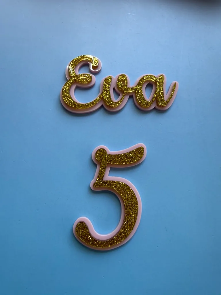 Gold glitter Eva and number five toppers layered on pink